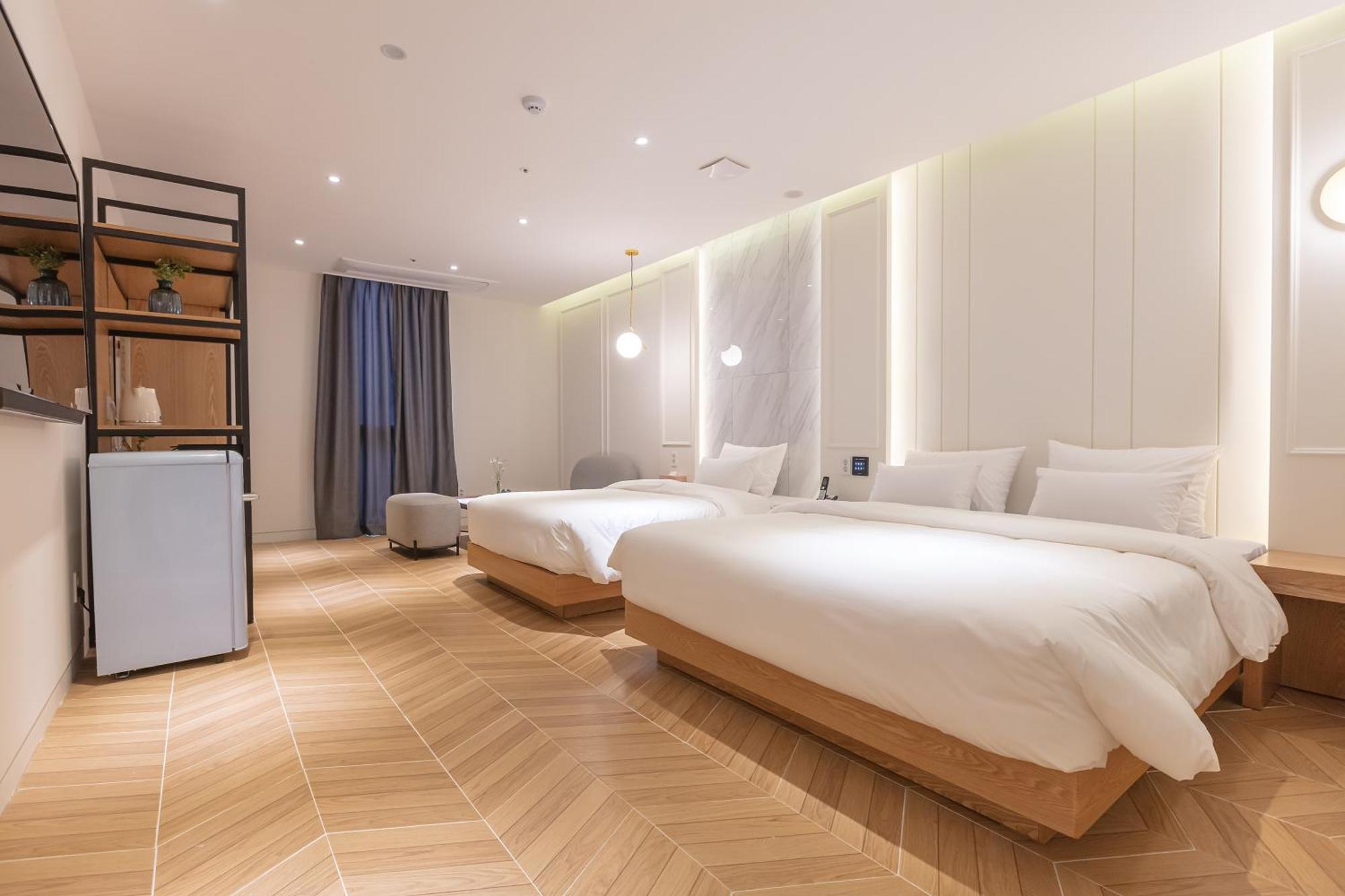 Nomad Hotel Gimhae ภายนอก รูปภาพ