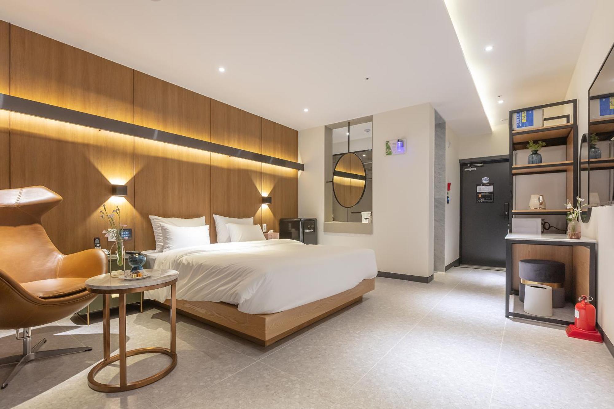 Nomad Hotel Gimhae ภายนอก รูปภาพ