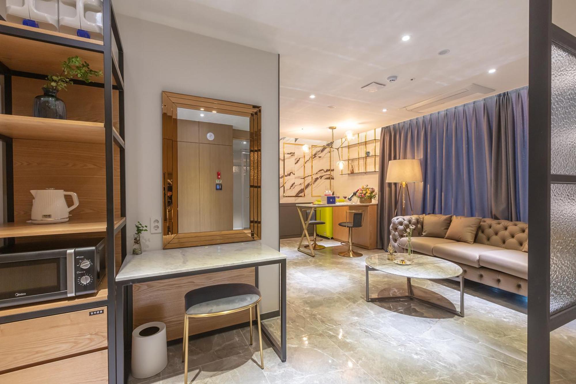 Nomad Hotel Gimhae ภายนอก รูปภาพ