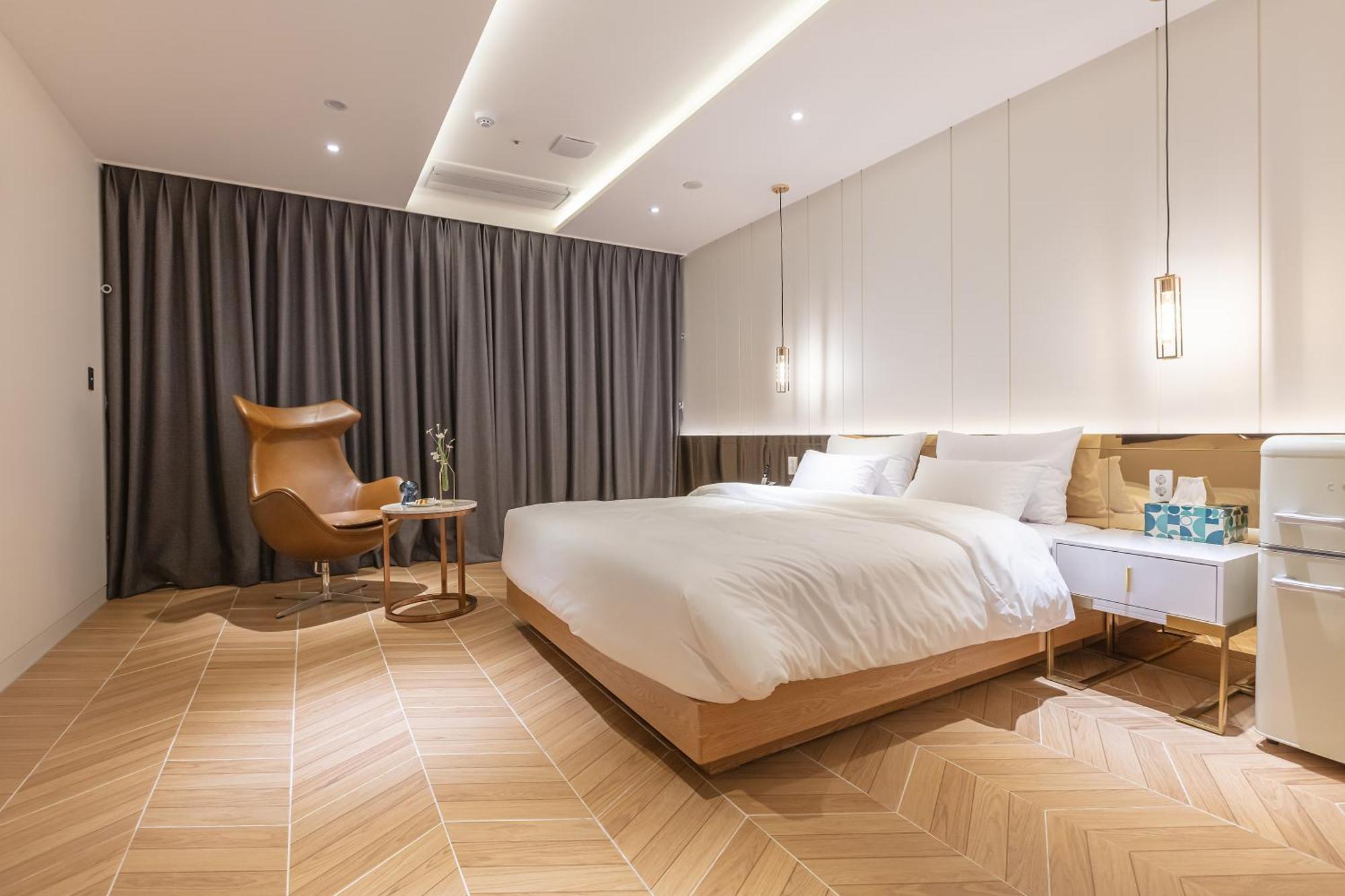 Nomad Hotel Gimhae ภายนอก รูปภาพ