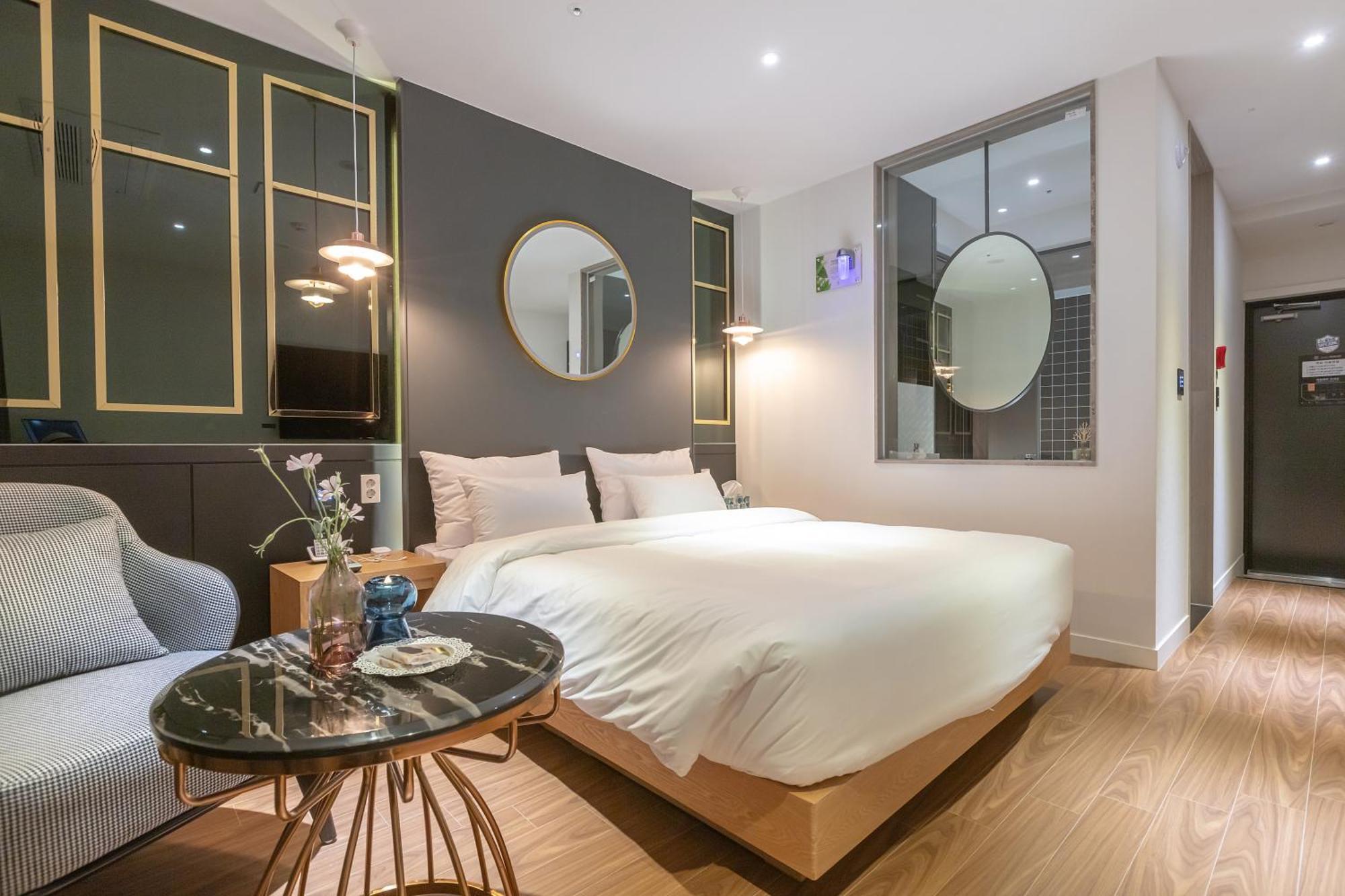 Nomad Hotel Gimhae ภายนอก รูปภาพ